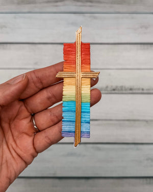 Kreuz bunt Regenbogen Gold | Wachsdekor No. 144 | Kommunionkerze selber machen
